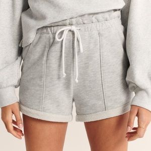 NWT Abercrombie & Fitch Cloud Paper-bag Shorts